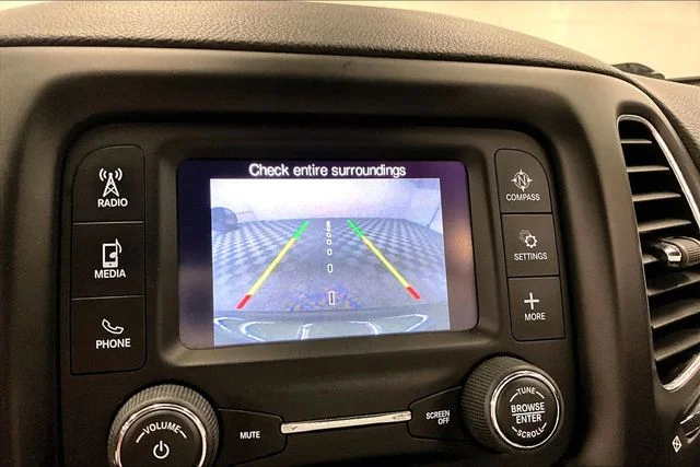 Used 2018 Olive Green Pearlcoat Jeep Sport image 28