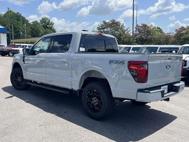 New 2026 Avalanche Ford XLT image 4