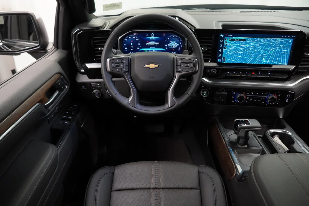 New 2026 Black Chevrolet High Country image 21