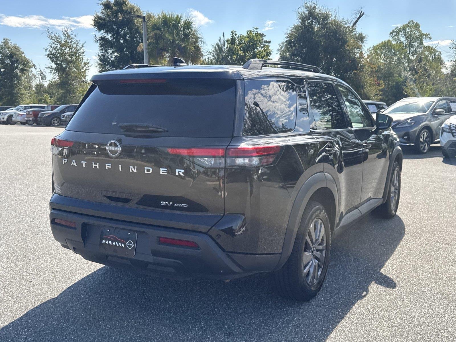 Used 2024 Super Black Nissan SV image 4