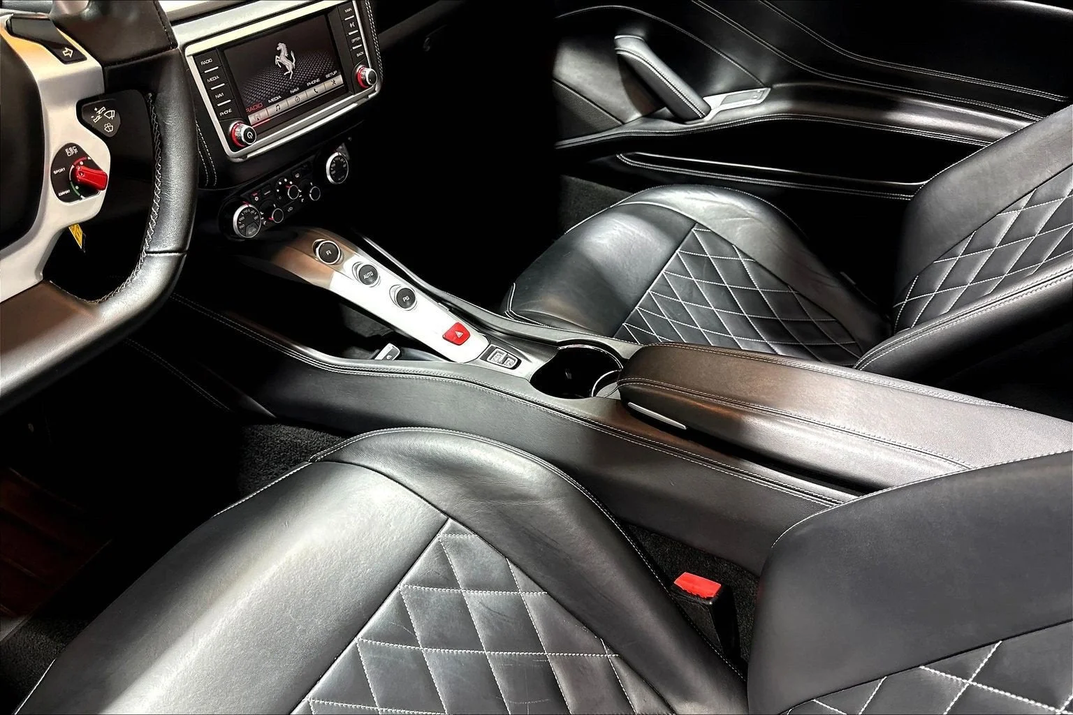 Used 2015 Grigio Silverstone Ferrari T image 15