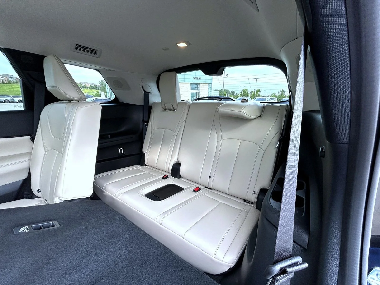 Used 2025 Black INFINITI LUXE image 20