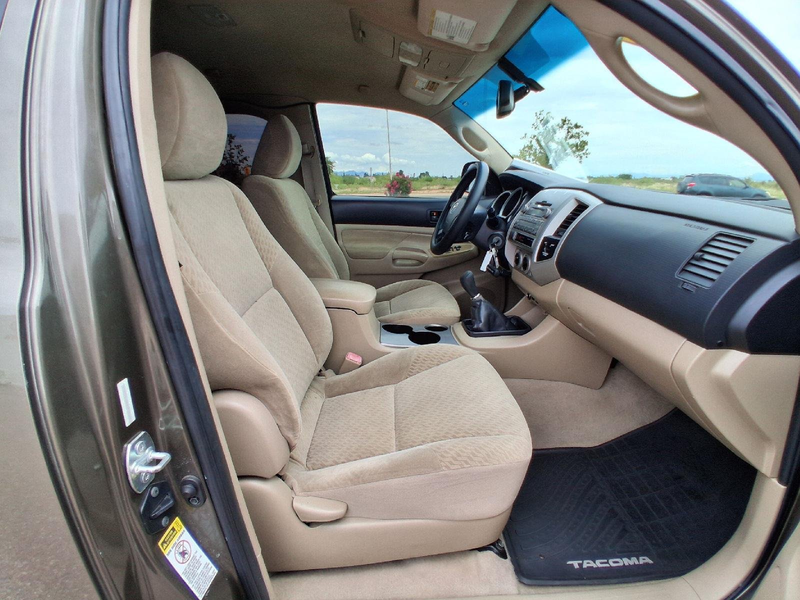 Used 2009 Pyrite Mica Toyota PreRunner image 24