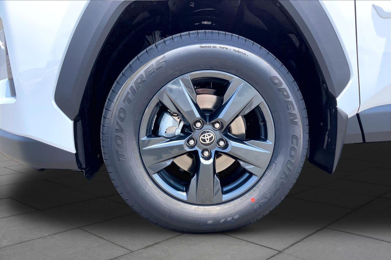 New 2026 Ice Cap Toyota LE image 11