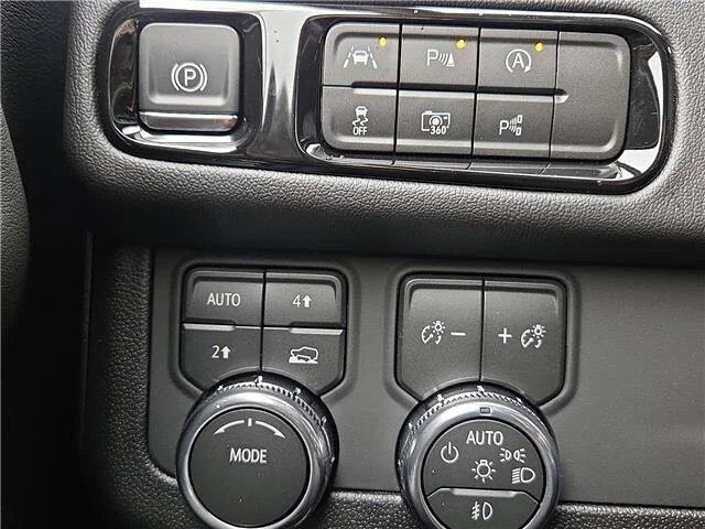 New 2027 Glacier White Tricoat GMC Denali image 20