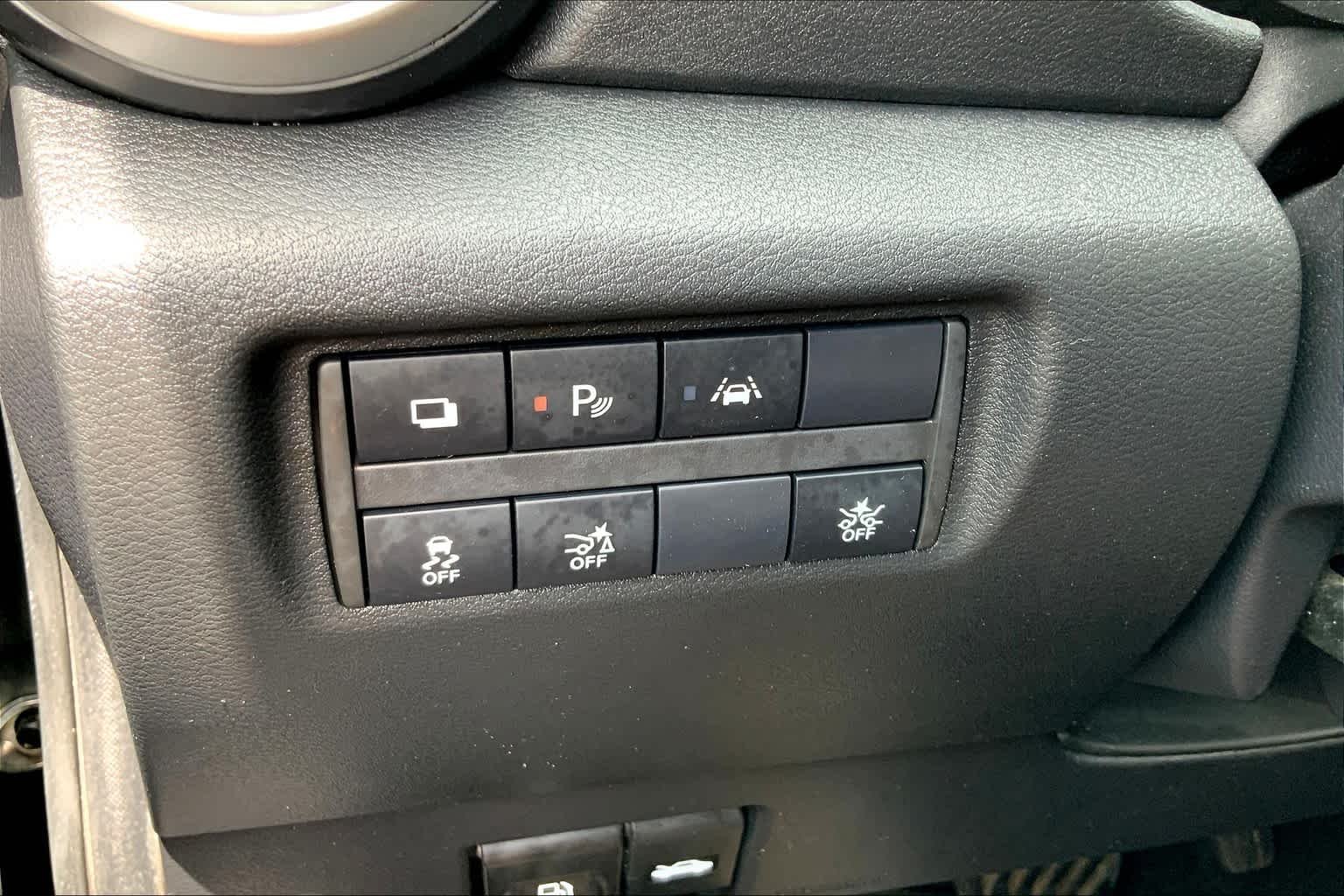Used 2020 Gun Metallic Nissan S image 34