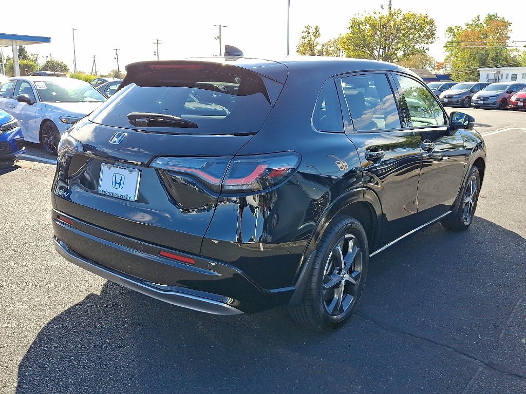 Certified Used 2024 Crystal Black Pearl Honda 5DR AWD EX-L image 6