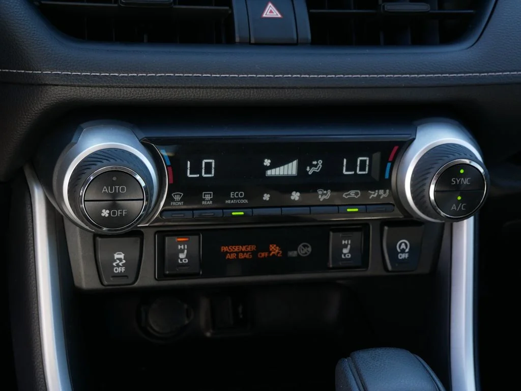 Certified Used 2021 Blue Toyota XLE image 19
