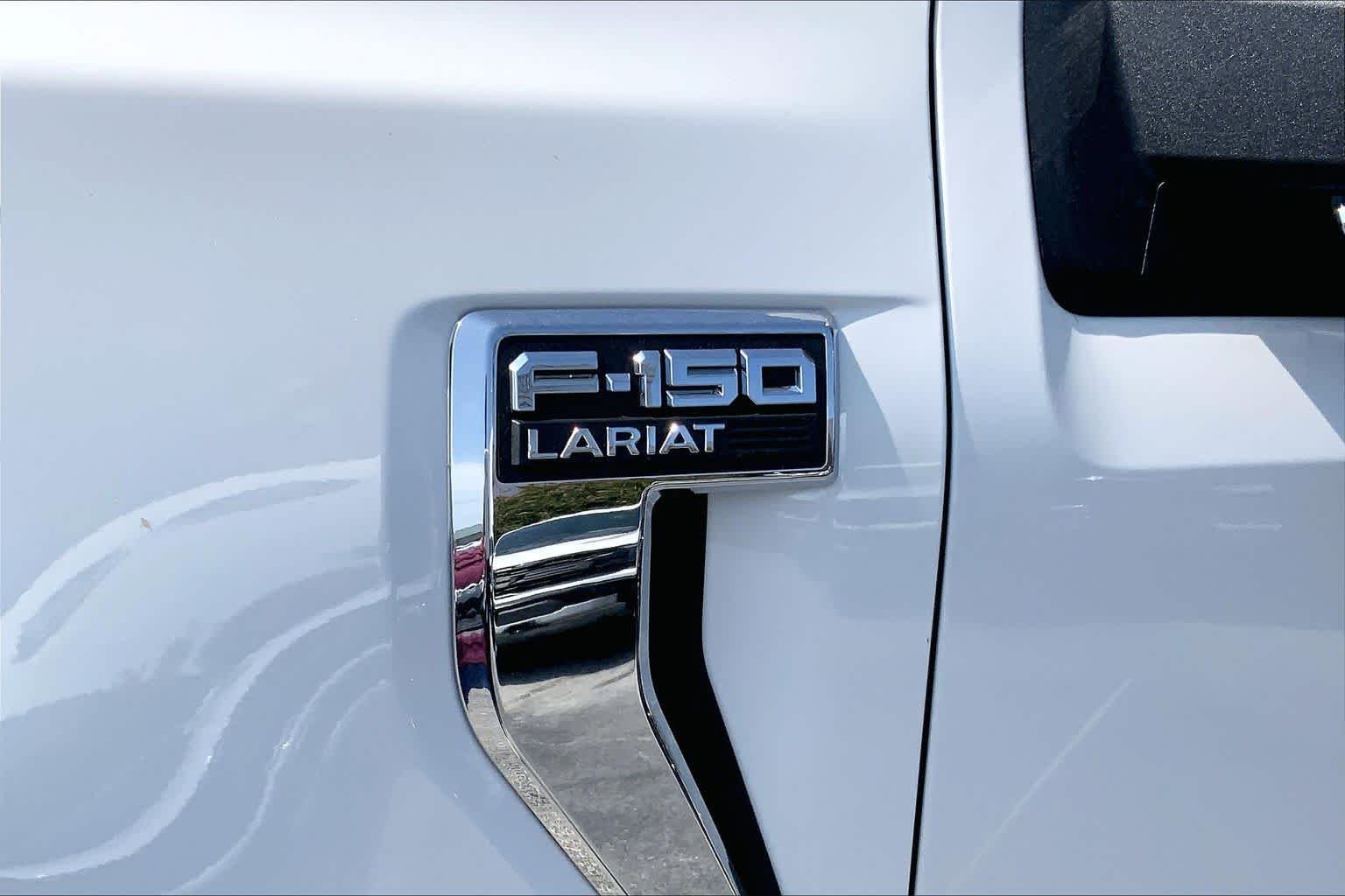 New 2026 Star White Metallic Tri-Coat Ford Lariat® image 14