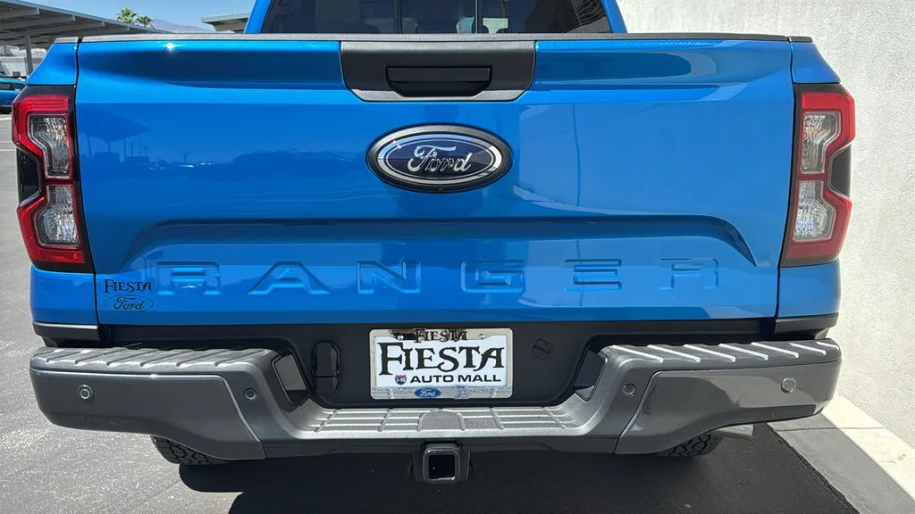 New 2026 Velocity Blue Metallic Ford XLT image 7