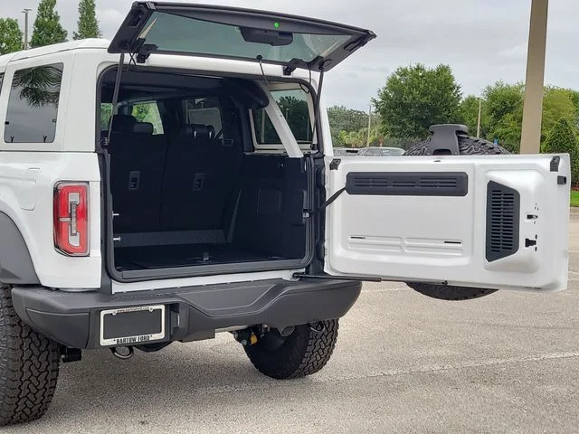 New 2026 Oxford White Ford Badlands image 10