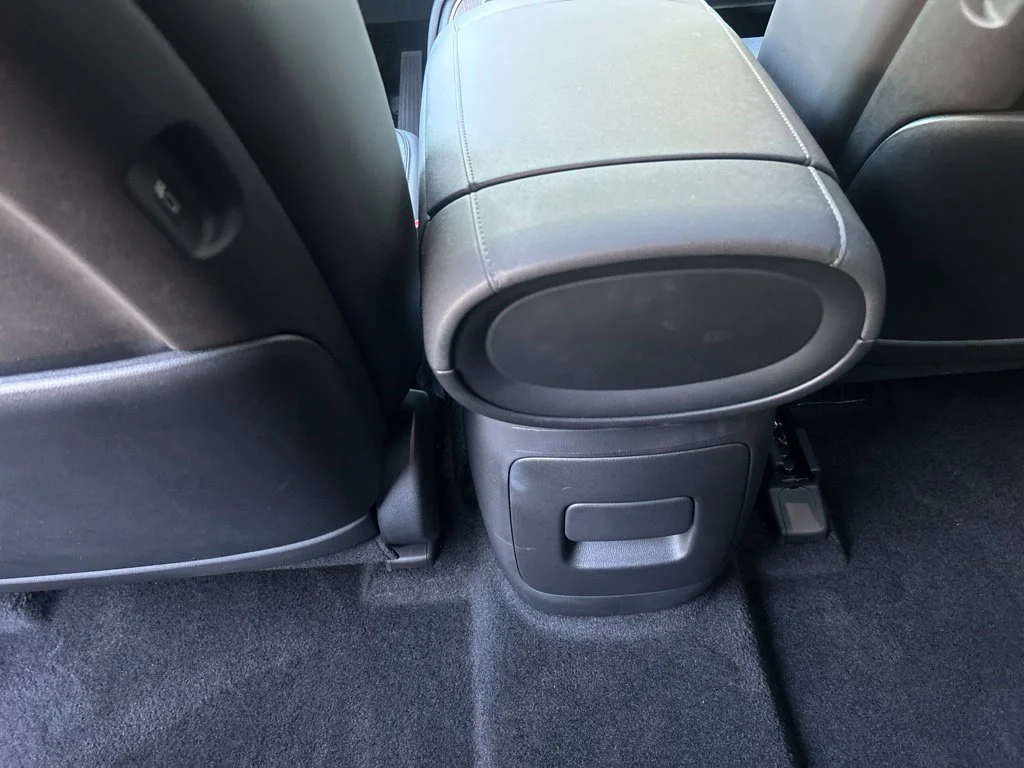 Used 2026 Silver Hyundai SEL Premium image 30