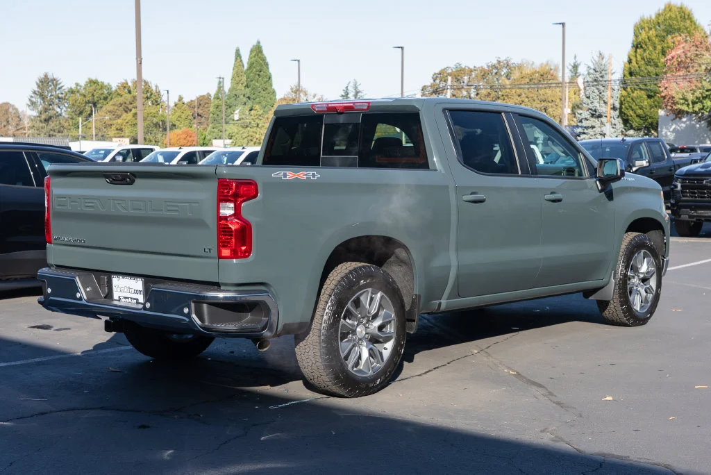 2026 Chevrolet Silverado 1500 LT - Photo 6