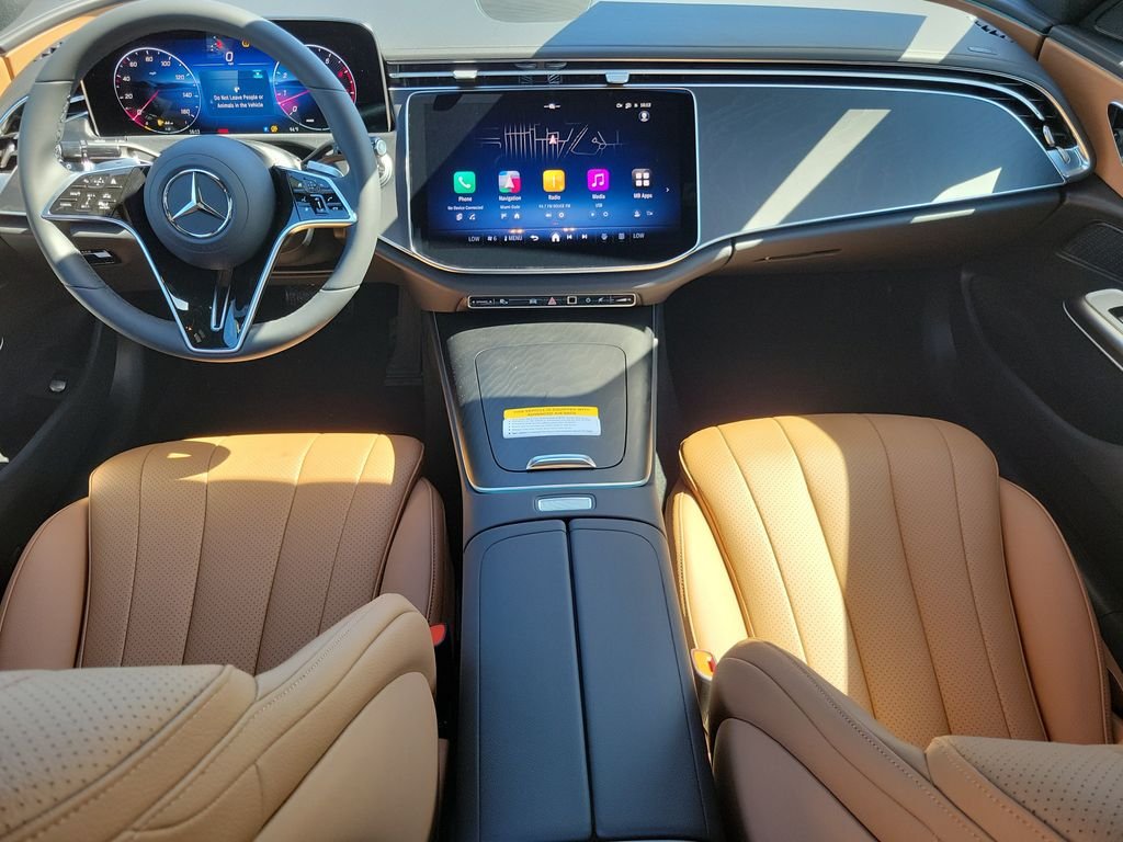 New 2027 MANUFAKTUR Alpine Grey Mercedes-Benz E 450 image 12