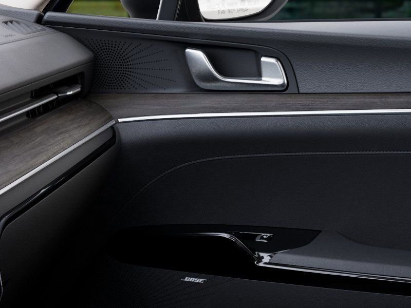 2025 Kia K5 EX - Photo 25