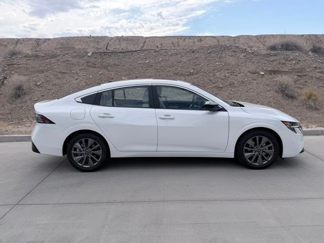 New 2026 Aspen White TriCoat Nissan SL image 4