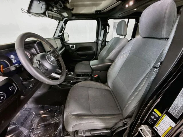 Used 2024 Black Jeep Sport S image 20