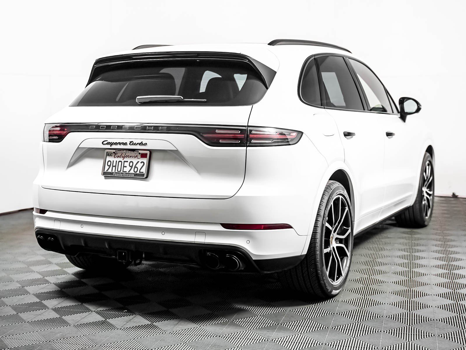 Certified Used 2023 CARRARA WHITE Porsche Turbo image 10