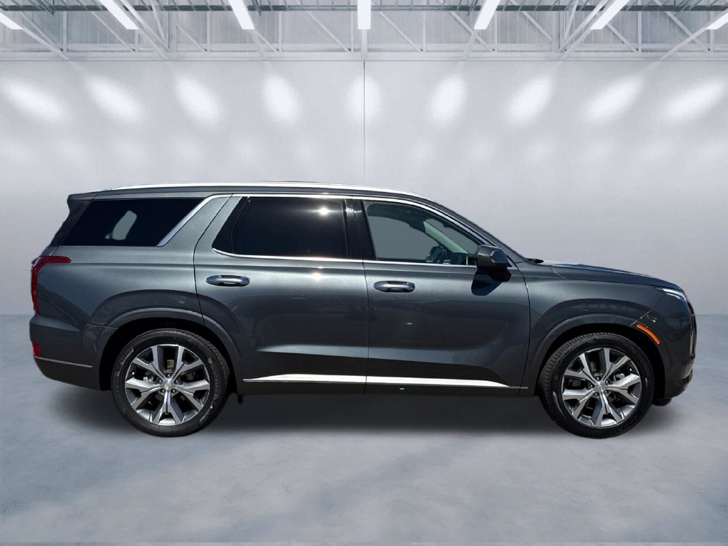 Used 2021 Gray Hyundai Limited image 3