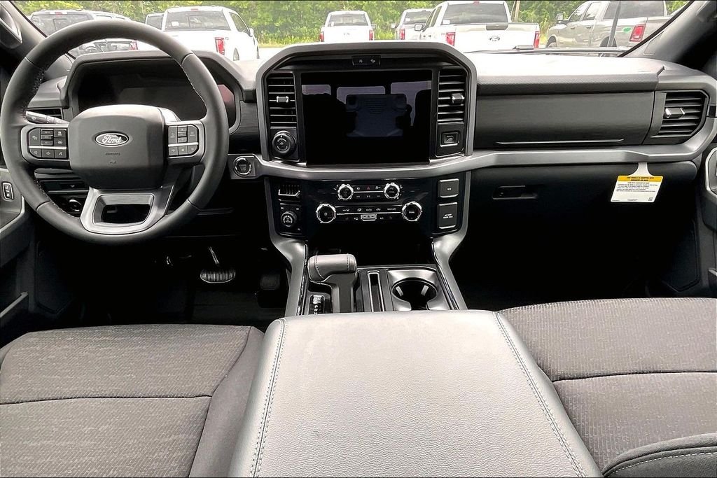 New 2026 Ford F-150 XLT 4D SuperCrew