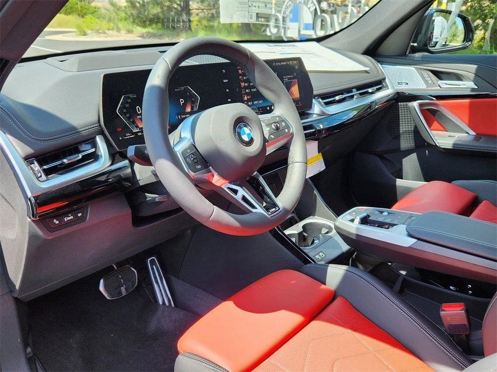 2025 BMW X1 28i - Photo 10