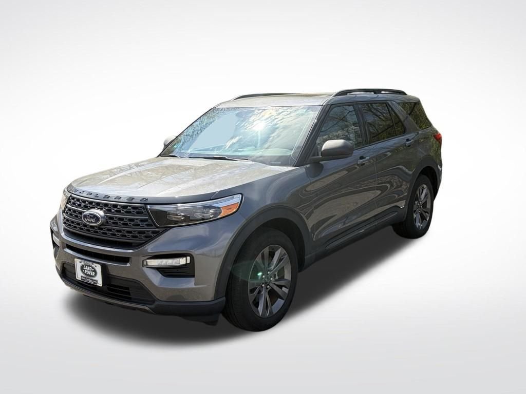 Used 2021 Gray Ford XLT image 1