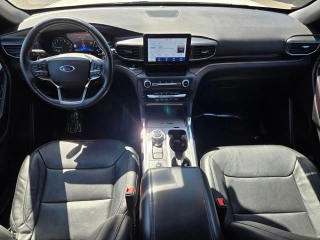 Certified Used 2020 Star White Ford Limited image 16