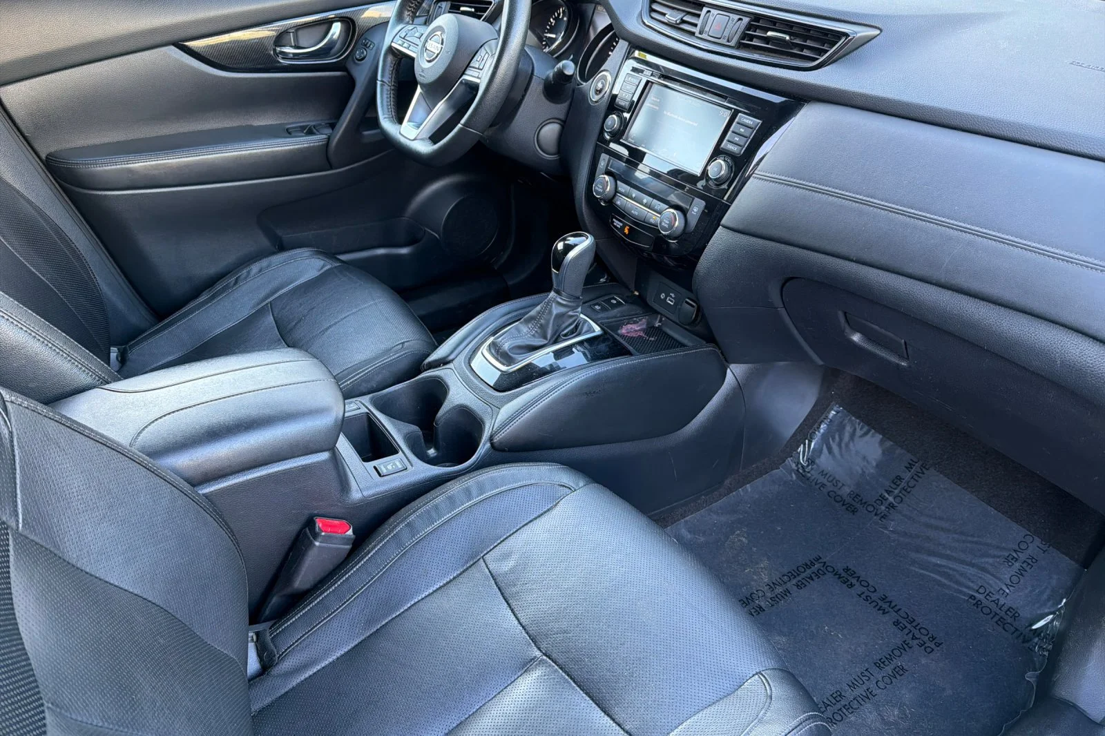 Used 2019 Caspian Blue Metallic Nissan SL image 15