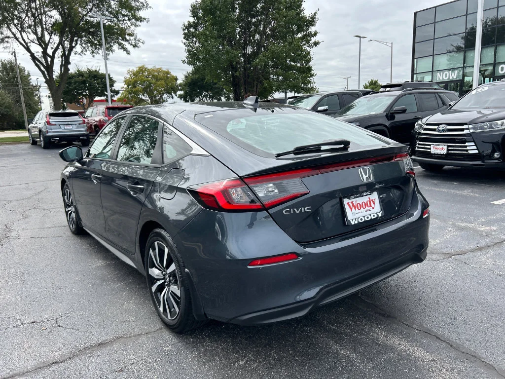 2024 Honda Civic Hatchback EX-L - Photo 9