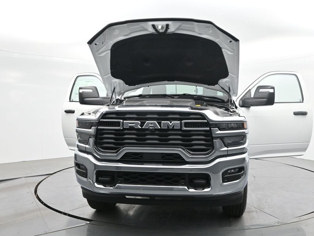 New 2026 Bright White Clear-Coat Exterior Paint RAM Tradesman image 43