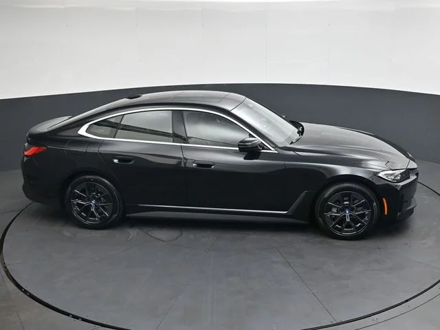 Used 2023 Black BMW eDrive35 image 27