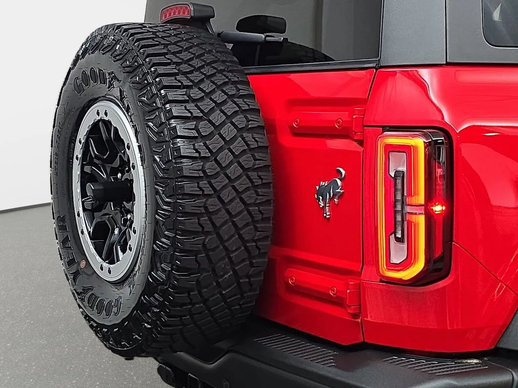Used 2023 Race Red Ford Badlands image 34