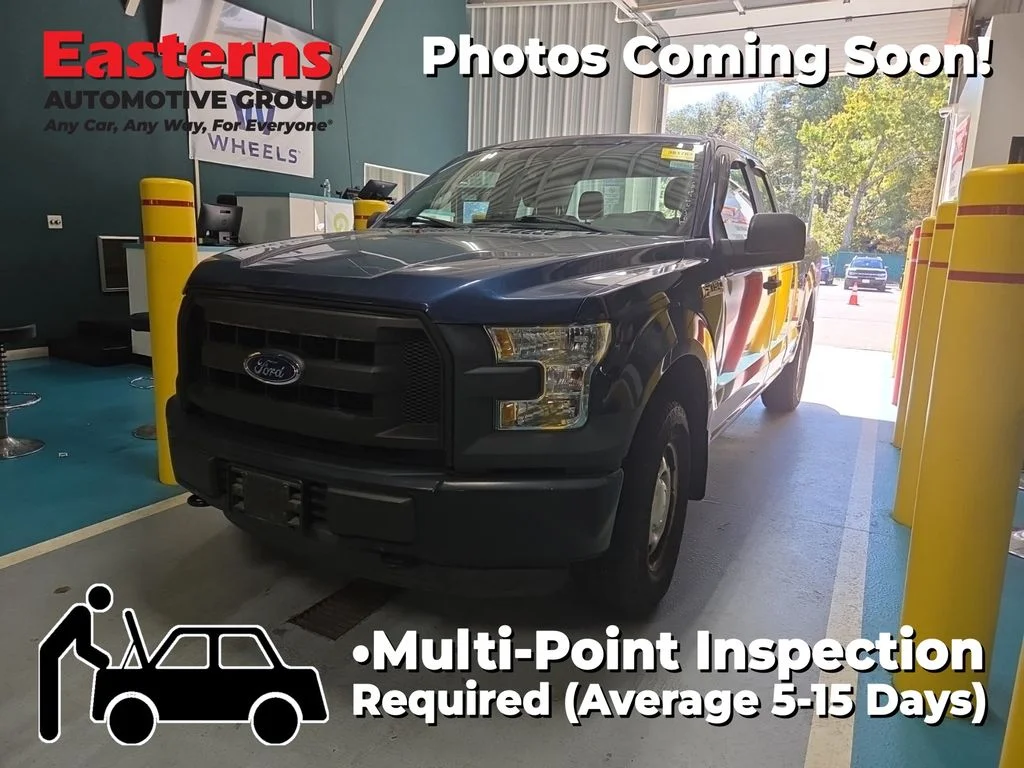 Used 2015 Blue Ford XL image 1
