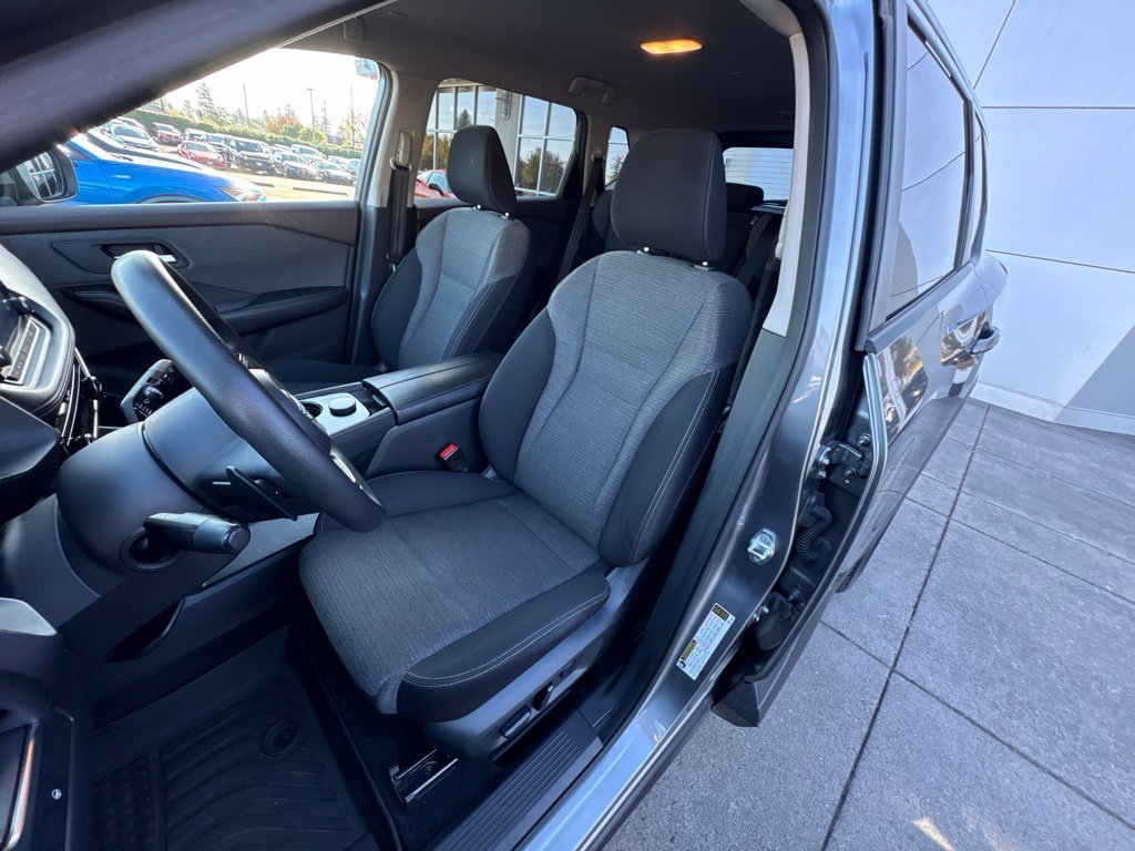 Used 2022 Gun Metallic Nissan SV image 12