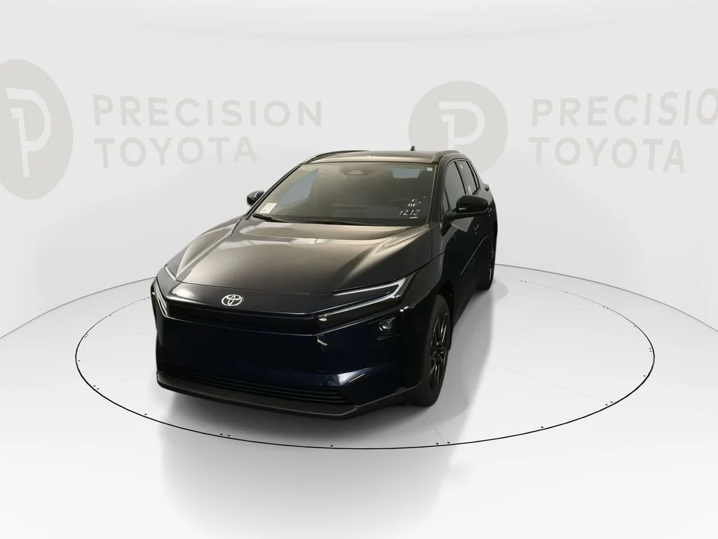 2026 Toyota bZ XLE - Photo 6
