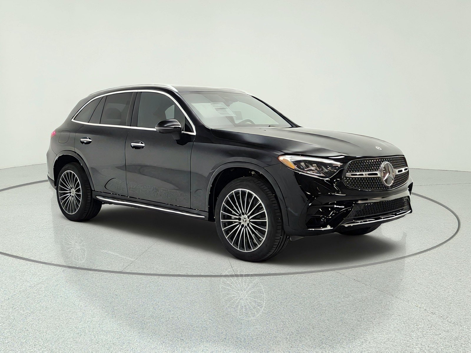 2026 Mercedes-Benz GLC Base - Photo 3