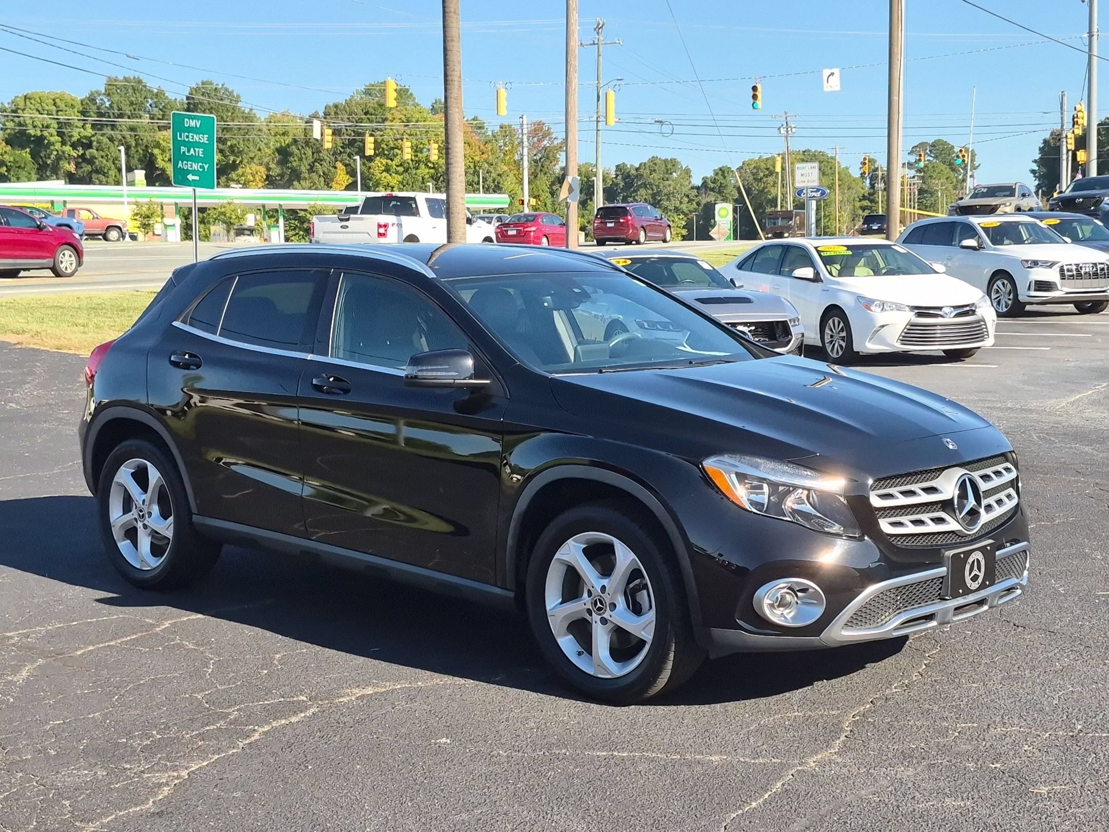Used 2019 Cosmos Black Metallic Mercedes-Benz GLA 250 image 7
