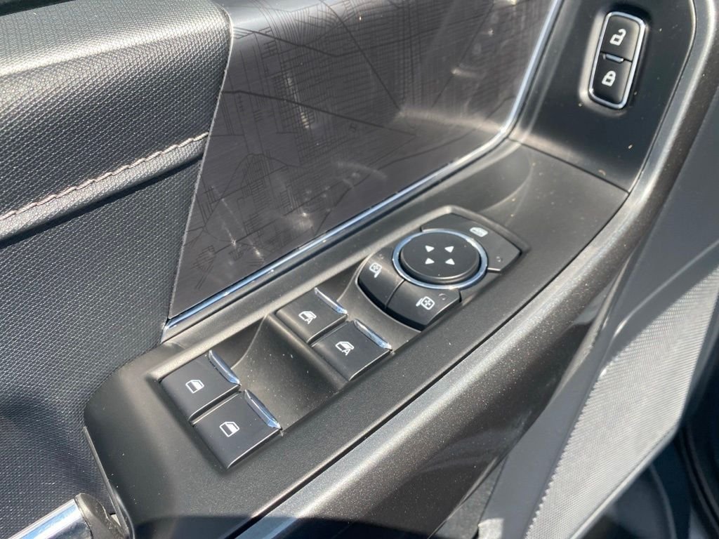 Used 2023 Carbonized Gray Metallic Ford XLT image 12