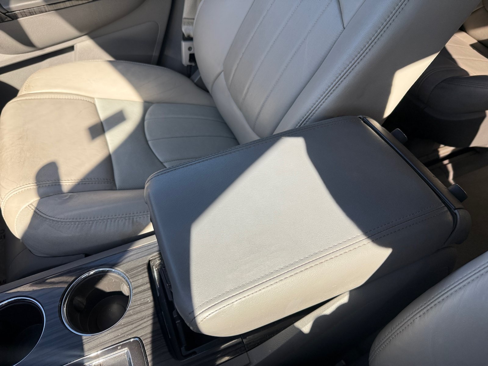 Used 2014 Cyber Gray Metallic Chevrolet LTZ image 14