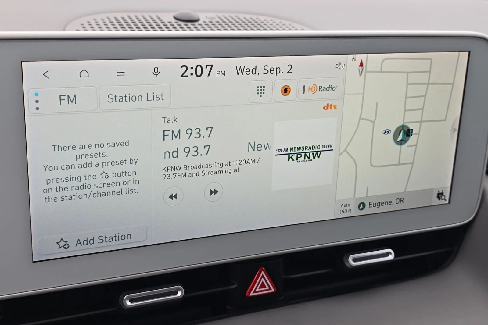 Used 2024 Green Hyundai SEL image 19
