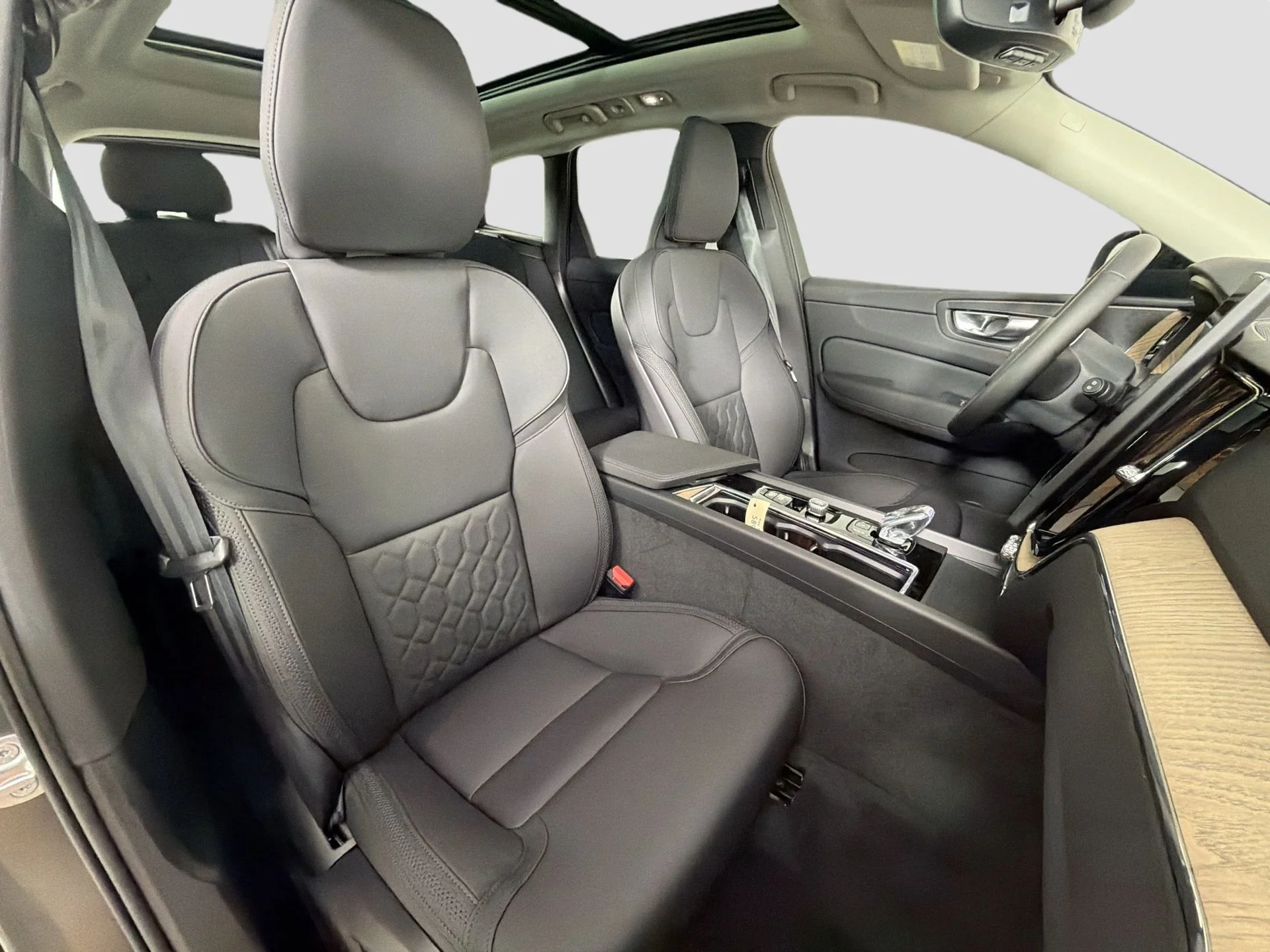New 2026 Forest Lake Volvo Plus image 27