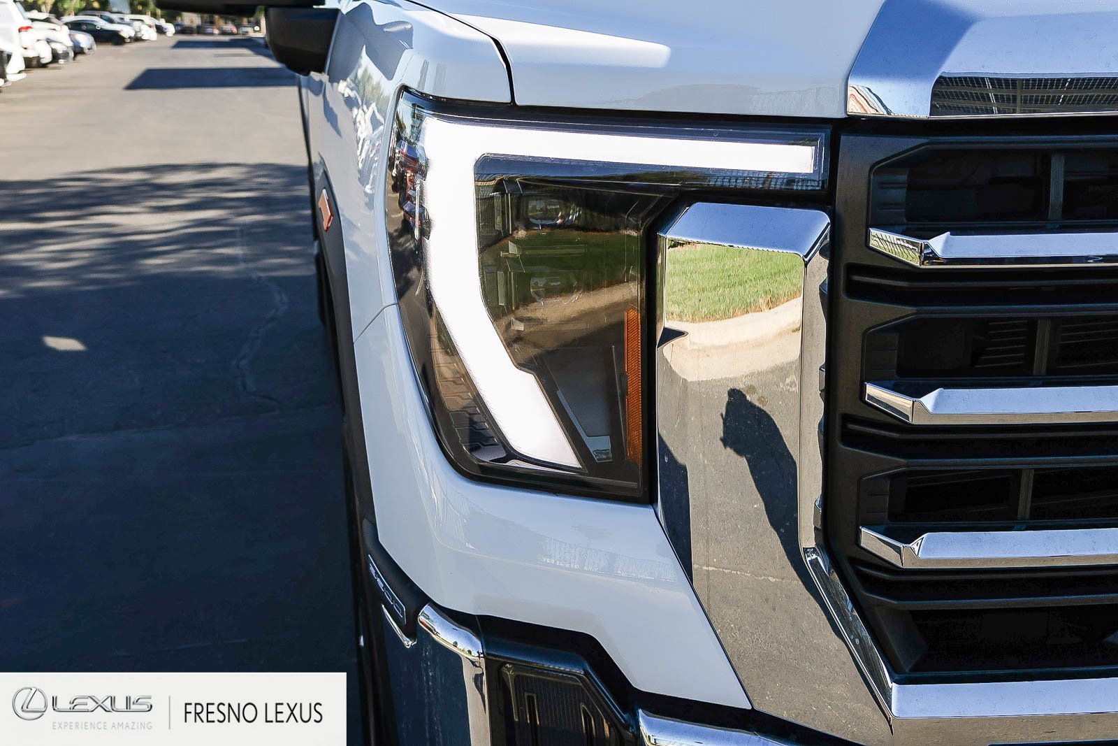 2025 GMC Sierra 3500HD SLE - Photo 10
