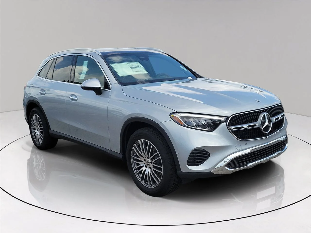 New 2026 Cirrus Silver Metallic Mercedes-Benz GLC 300 image 3