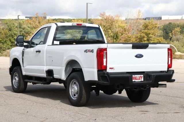 New 2026 Oxford White Ford F-250® XL image 28