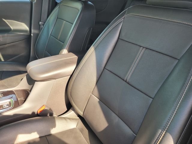 Used 2024 Gray Chevrolet Premier image 13