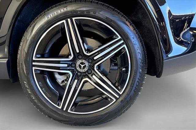 New 2026 Black Mercedes-Benz GLE 450 image 59