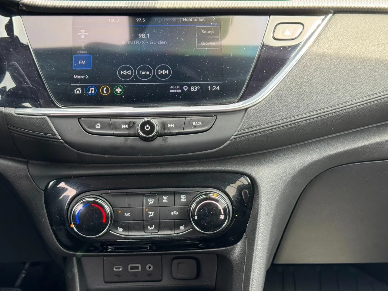 Used 2023 Summit White Buick Preferred image 15