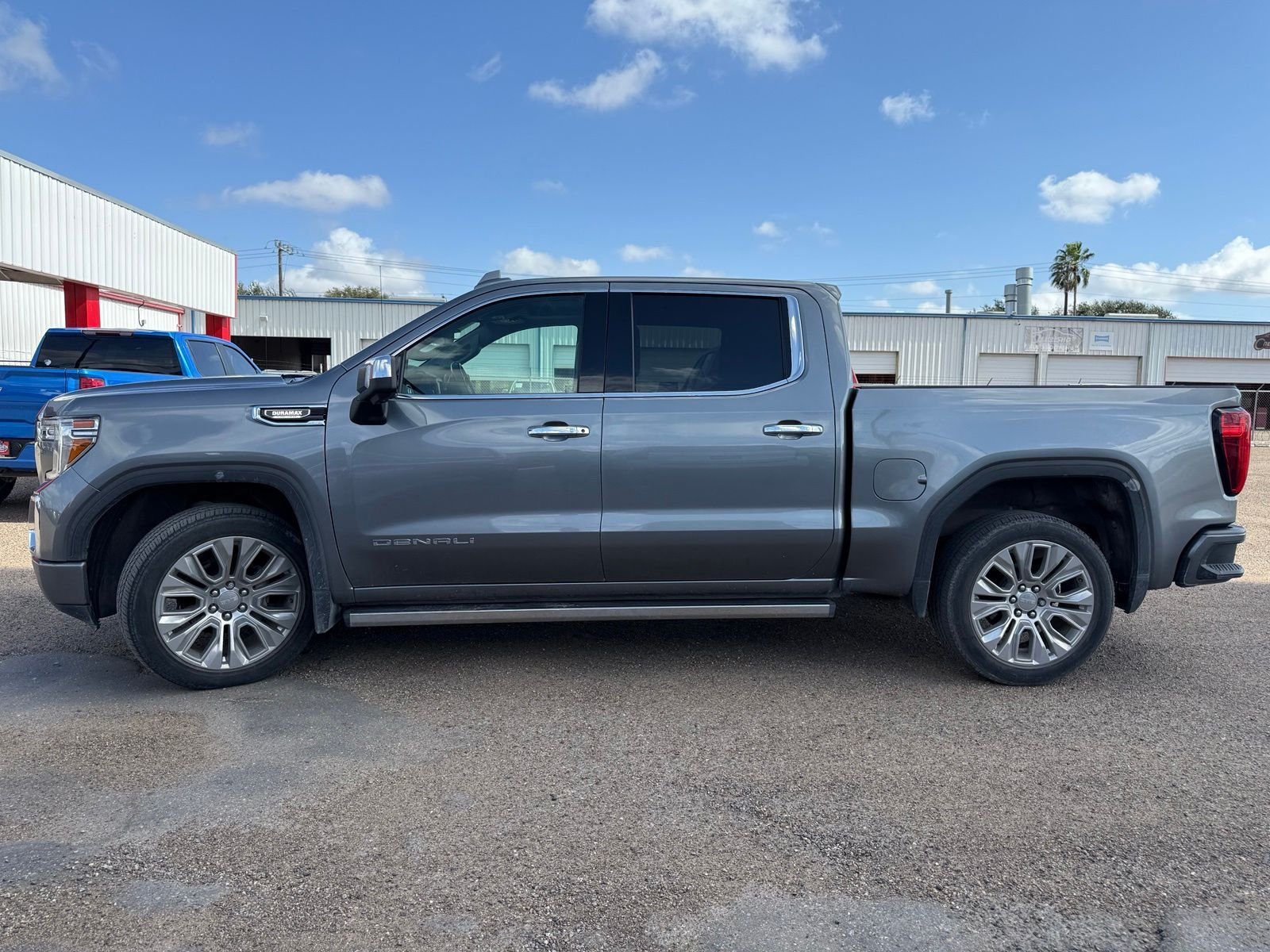 Used 2021 Gray GMC Denali image 3