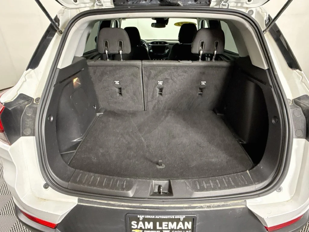 Used 2023 White Chevrolet LT image 23