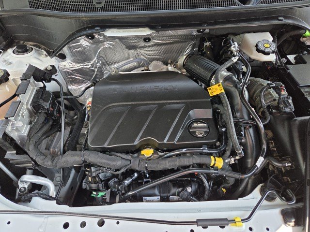 Used 2025 Summit White Chevrolet 2RS image 51